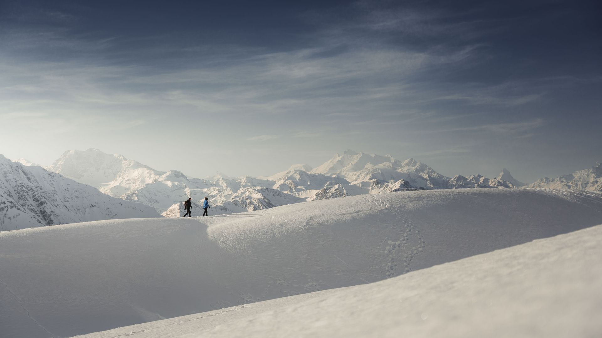 Winterwandern Herrenweg in der Aletsch Arena