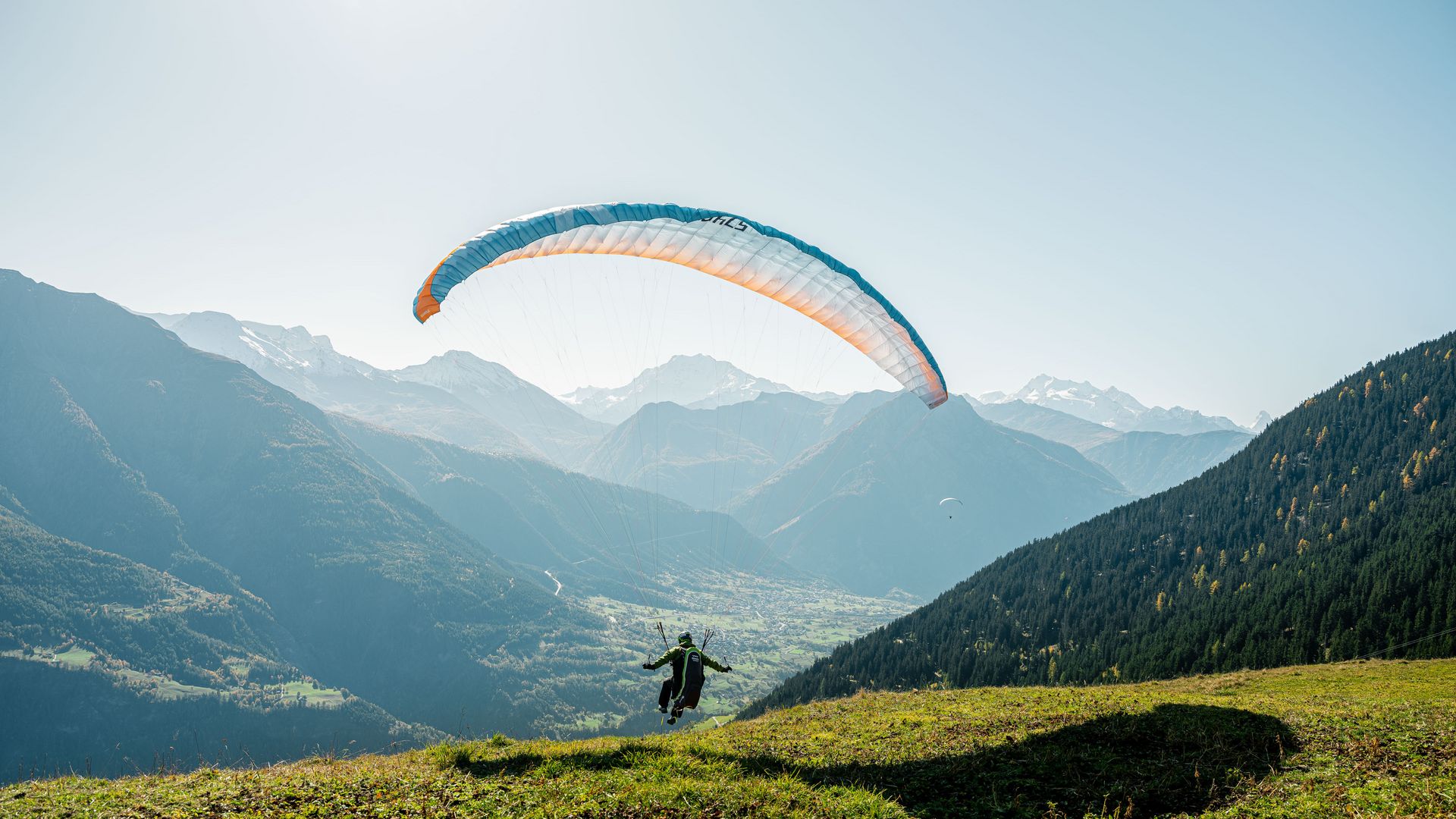 Gleitschirmfliegen in der Aletsch Arena 