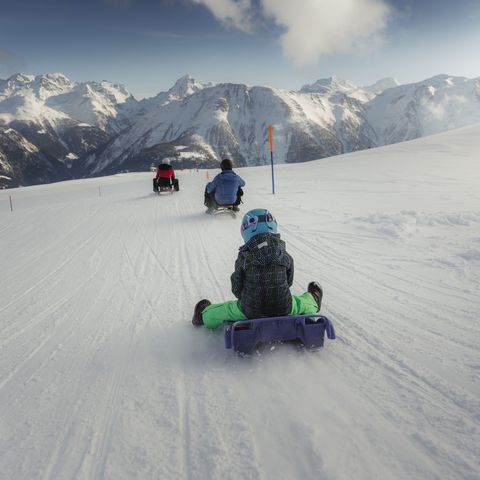 Schlittelpiste Fiescheralp-Lax in der Aletsch Arena 
