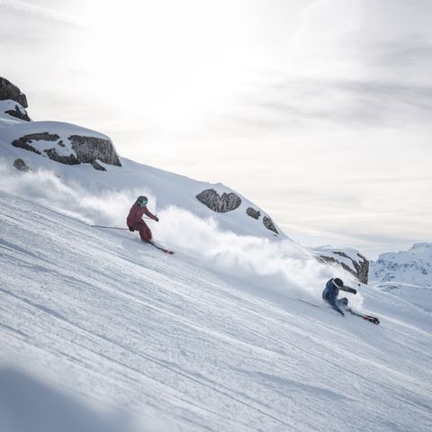 Performer Skifahren in der Aletsch Arena