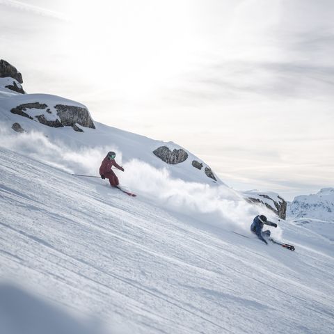 Performer Skifahren in der Aletsch Arena